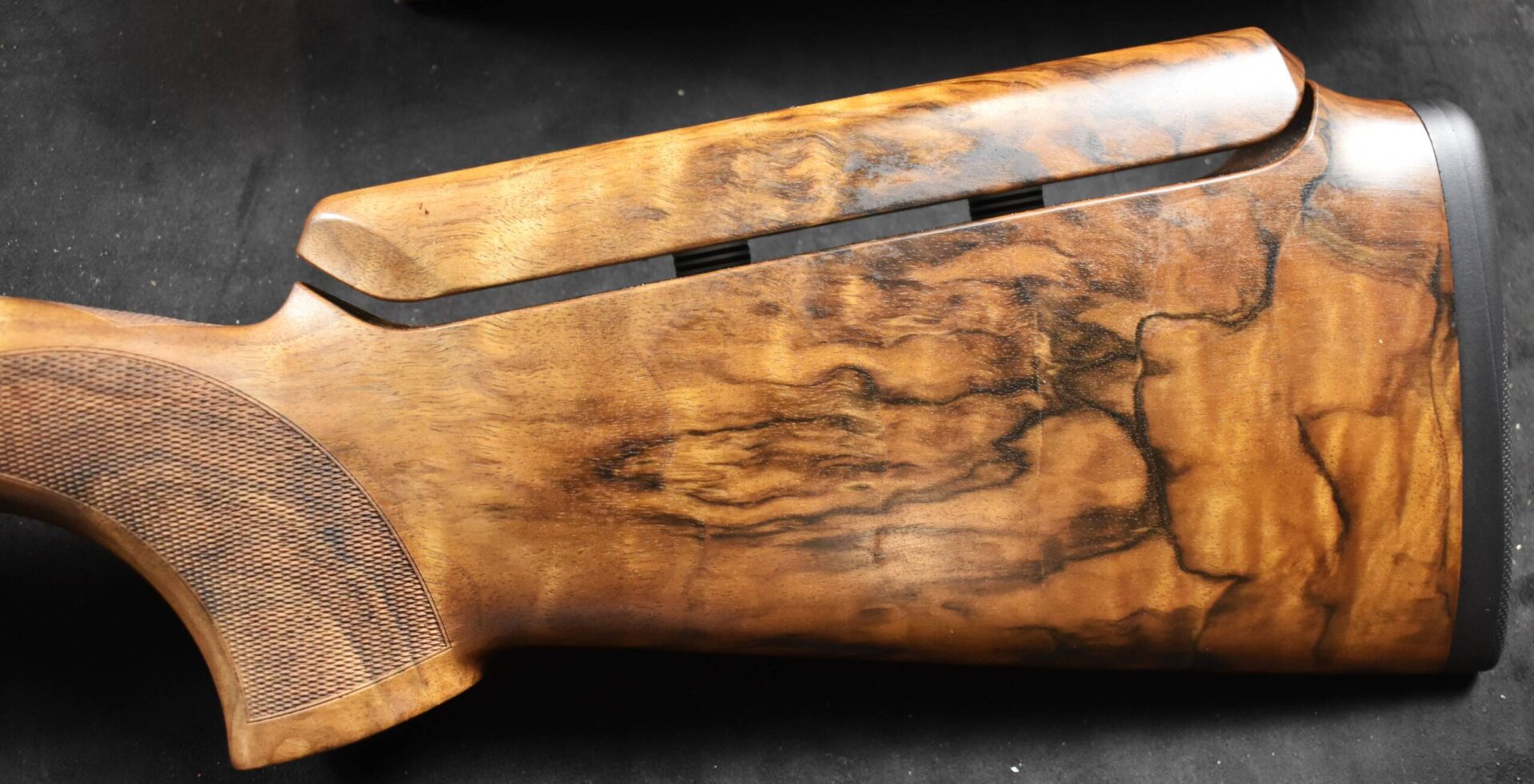 BERETTA DT11 O/U STEP RIB TRAP GUN - Image 6