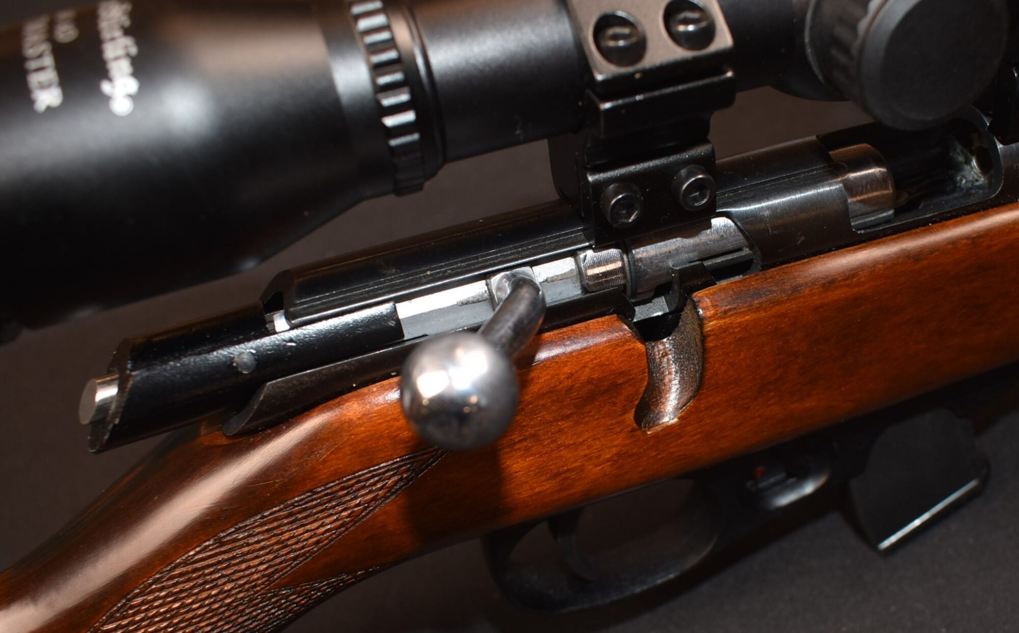 WINCHESTER WILDCAT BOLT ACTION .22LR + SCOPE.. - Image 10