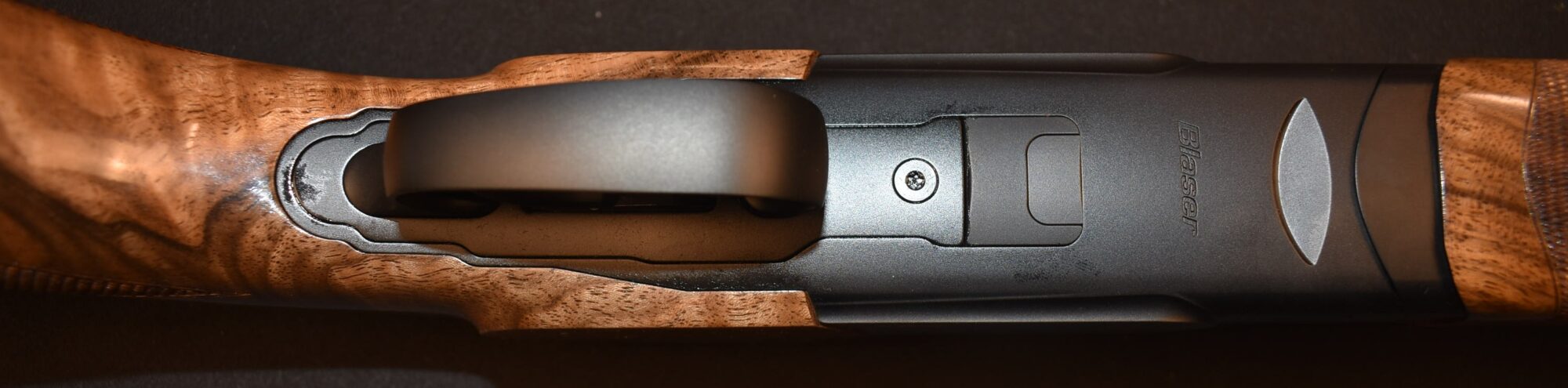 BLASER FBX 12G U/O SPORTER 32" BARRELS.... - Image 8
