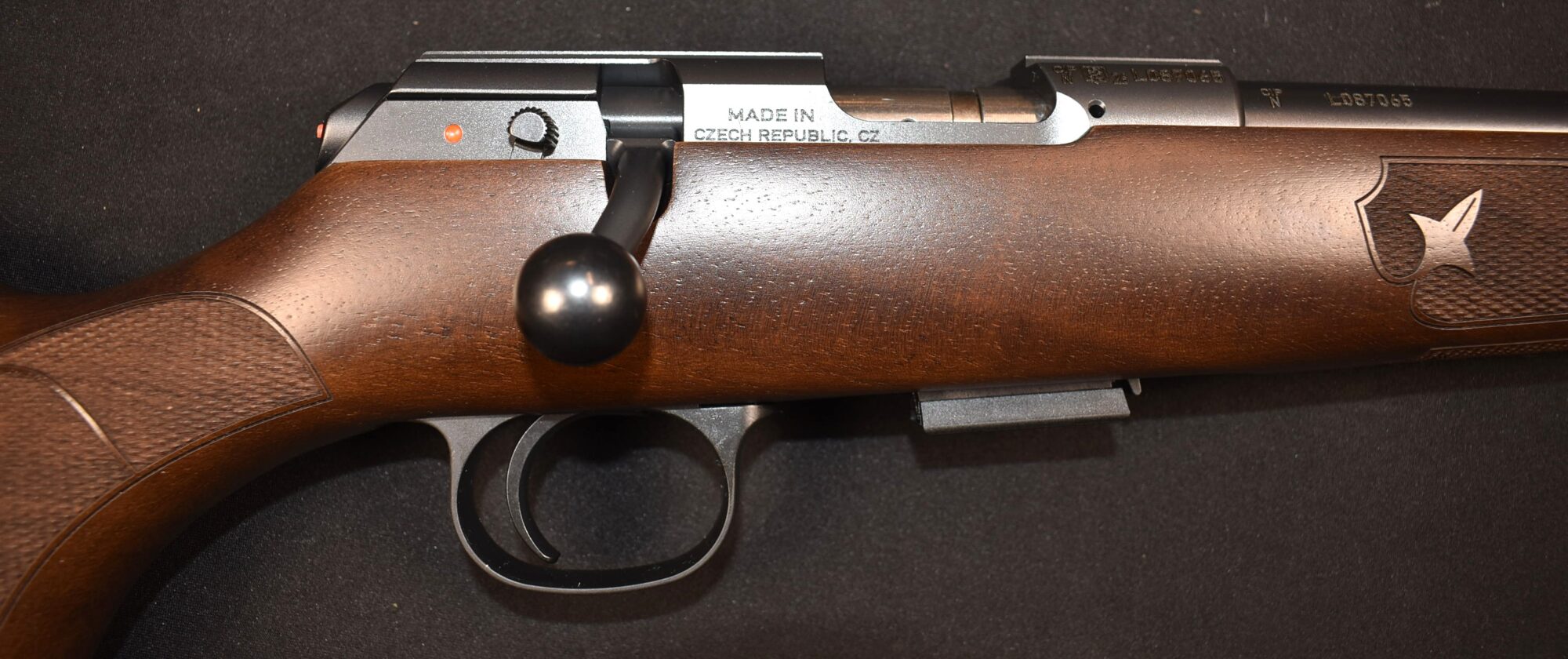 CZ MODEL 457 AMERICAN CHAMBERED IN .22LR, 24 1/2' BARREL.. - Image 2
